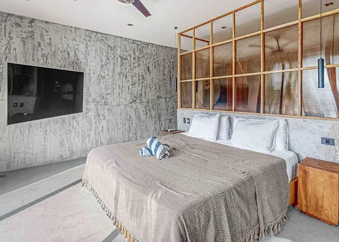 Beachfront With Private Heated Pool Jacuzzi Sauna Ocean Views & Ac - 7th Heaven