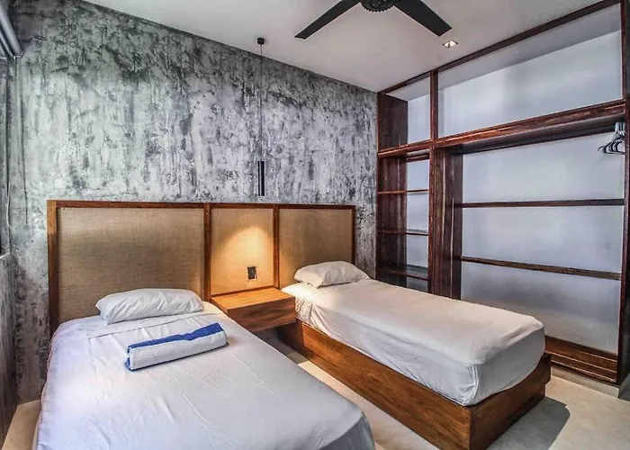 Beachfront With Private Heated Pool Jacuzzi Sauna Ocean Views & Ac - 7th Heaven