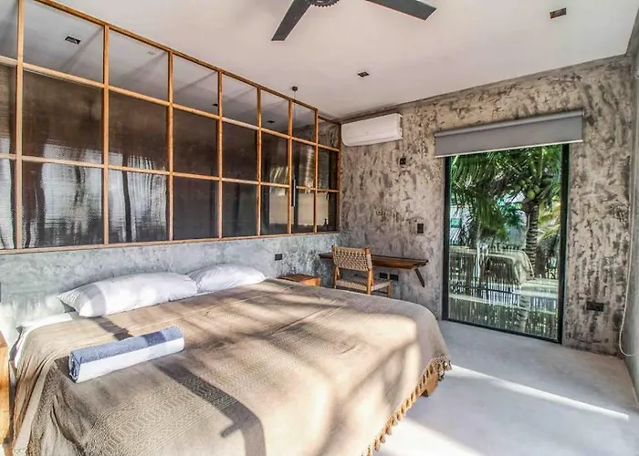 Beachfront With Private Heated Pool Jacuzzi Sauna Ocean Views & Ac - 7th Heaven Hébergement de vacances Tulum