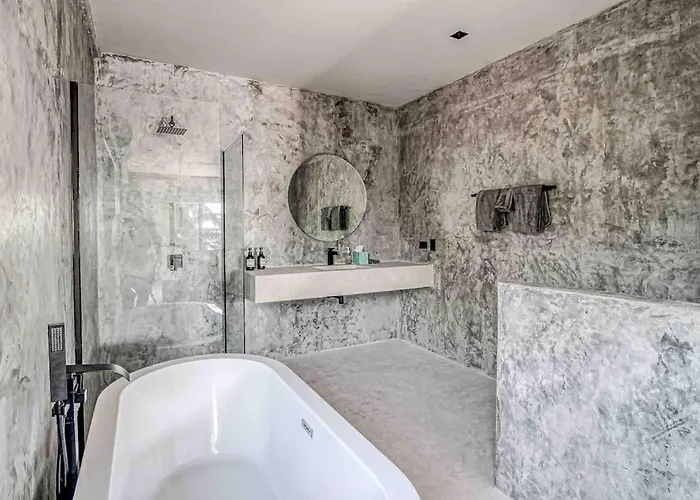 Beachfront With Private Heated Pool Jacuzzi Sauna Ocean Views & Ac - 7th Heaven