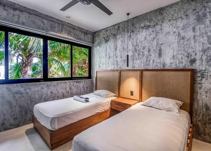 Beachfront With Private Heated Pool Jacuzzi Sauna Ocean Views & Ac - 7th Heaven Hébergement de vacances *