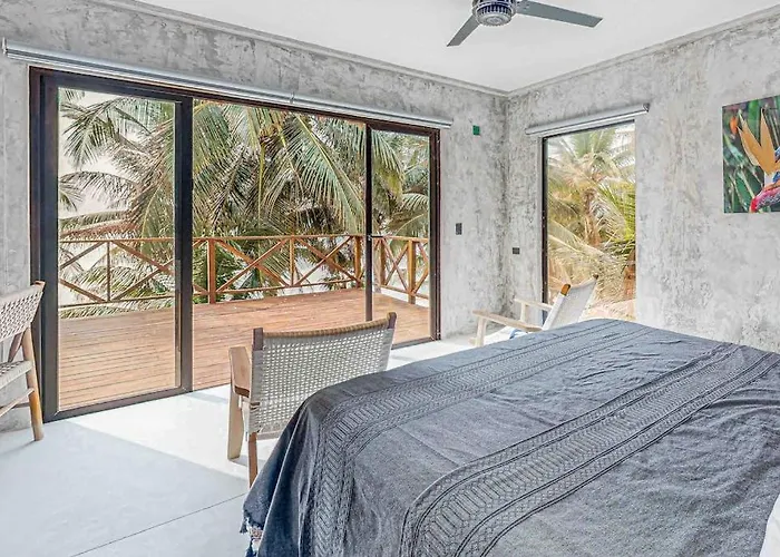 Beachfront With Private Heated Pool Jacuzzi Sauna Ocean Views & Ac - 7th Heaven *
